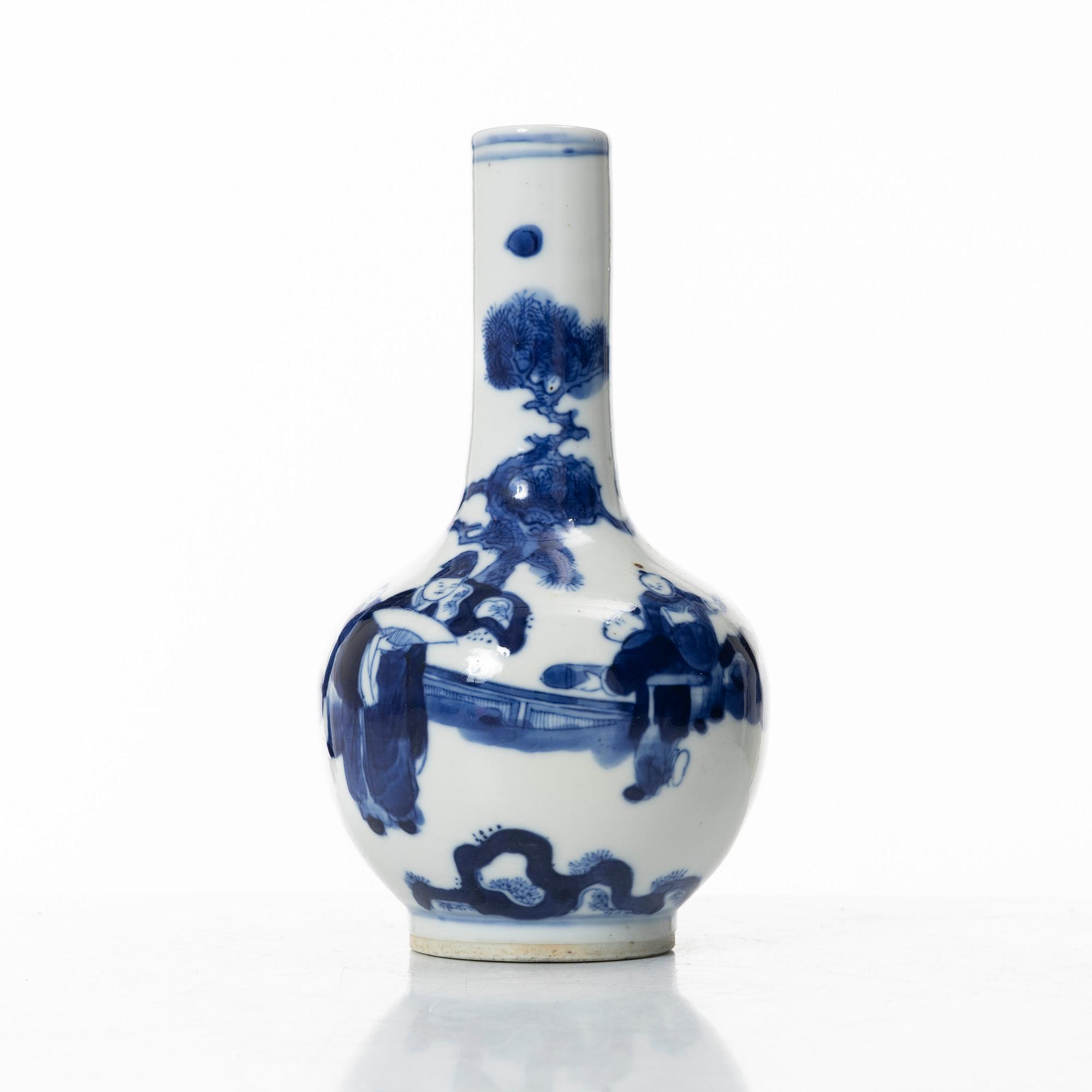 Vas, porslin, Kina, Qingdynastin, 1800-tal.