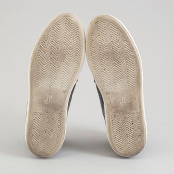 a pair of Joshua Sanders shoes, size 39.
