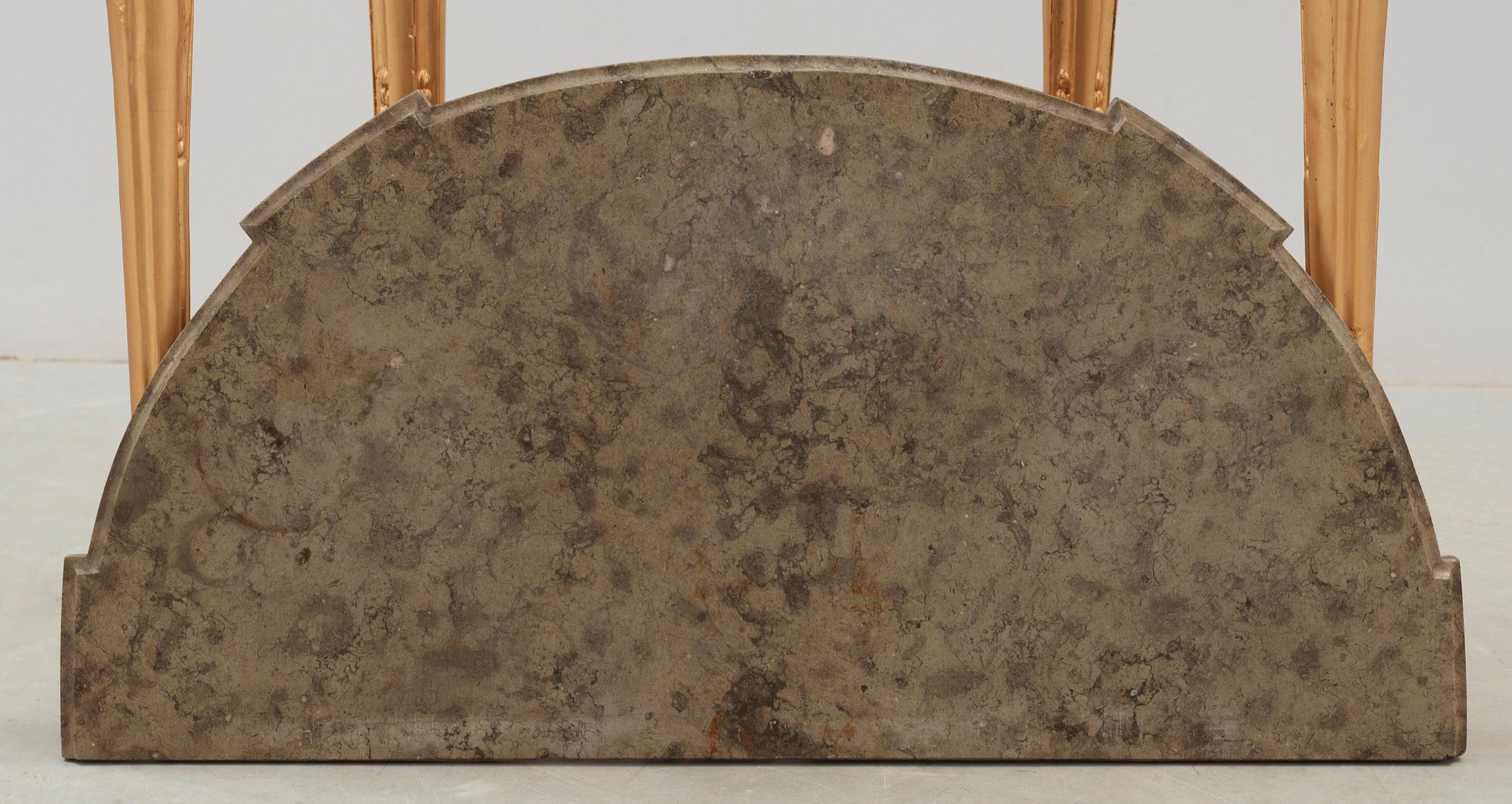 KONSOLBORD. Gustavianskt stockholmsarbete, 1700-talets slut.