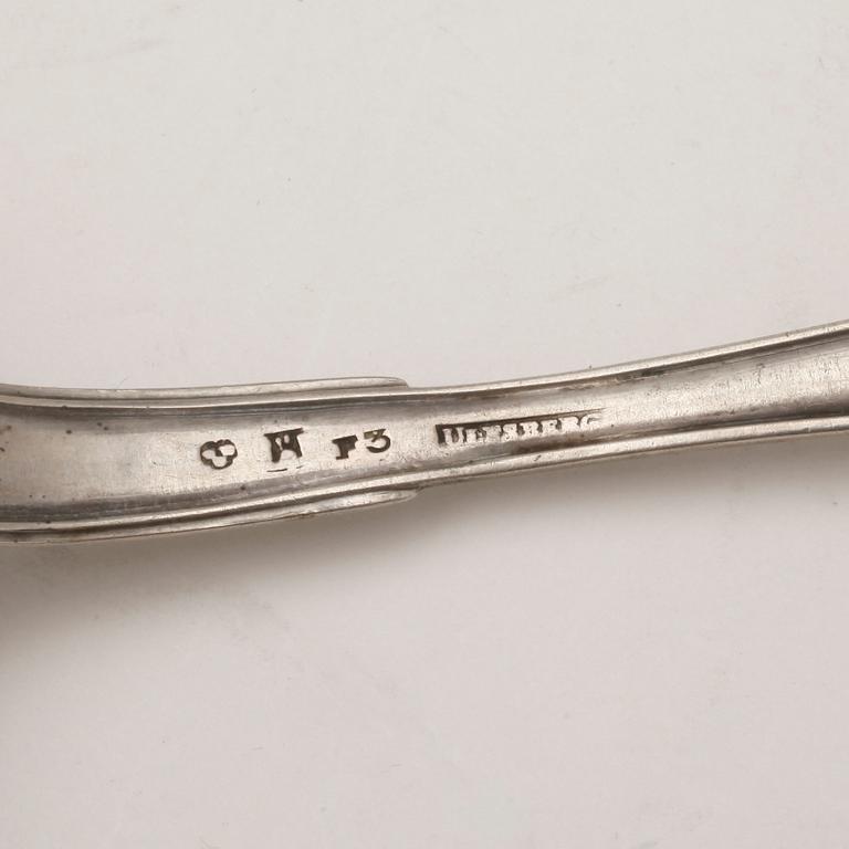 BESTICKSERVISDELAR, 45 delar, silver, bland annat C.J. Grönvall, mestadels omkring sekelskiftet 1900. Vikt ca 2114 gram.