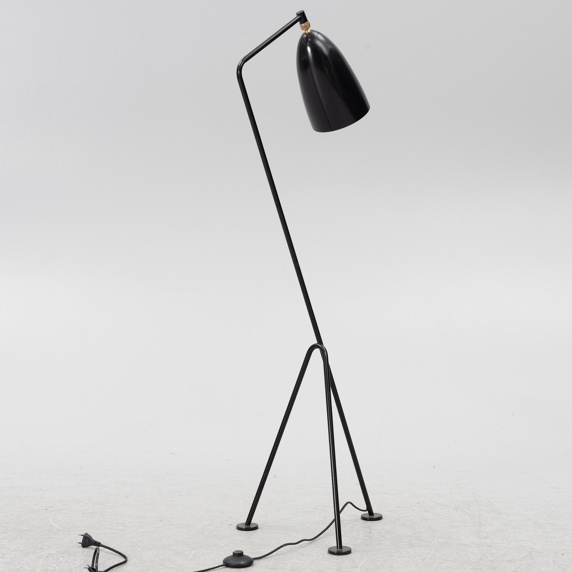 Greta Magnusson Grossman, golvlampa, "Grashopper", GUBI, Danmark.