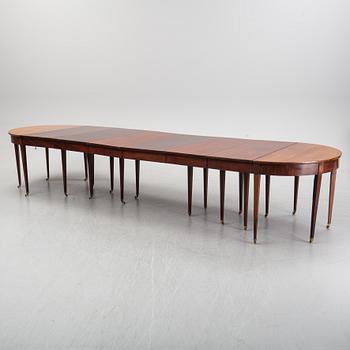 Matbord, sengustaviansk stil, mahogny, 1800-tal.