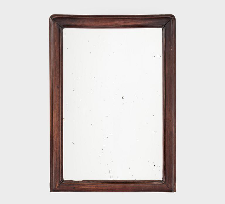 BORDSPEGEL, Kina, 1900-tal.