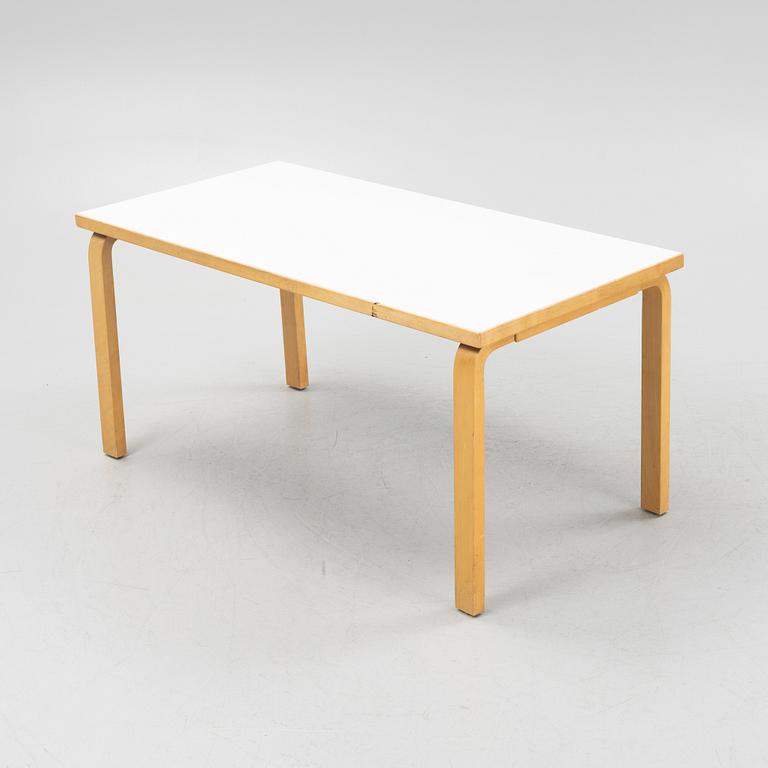 Alvar Aalto, bord, modell 82A, Artek, Finland, 1900-talets andra hälft.