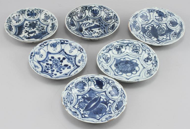 BÄRTALLRIKAR, 6 st, porslin, Kina, Kangxi (1662-1722).