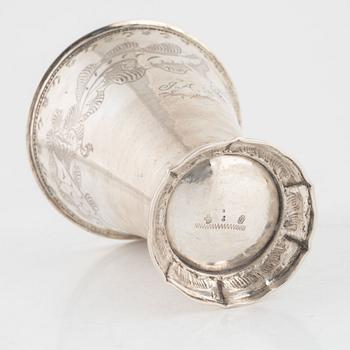 Petter Julin, bägare, silver, rokoko, Köping 1760.