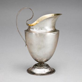GRÄDDKANNA, silver, Stockholm, 1813. Vikt 217g.