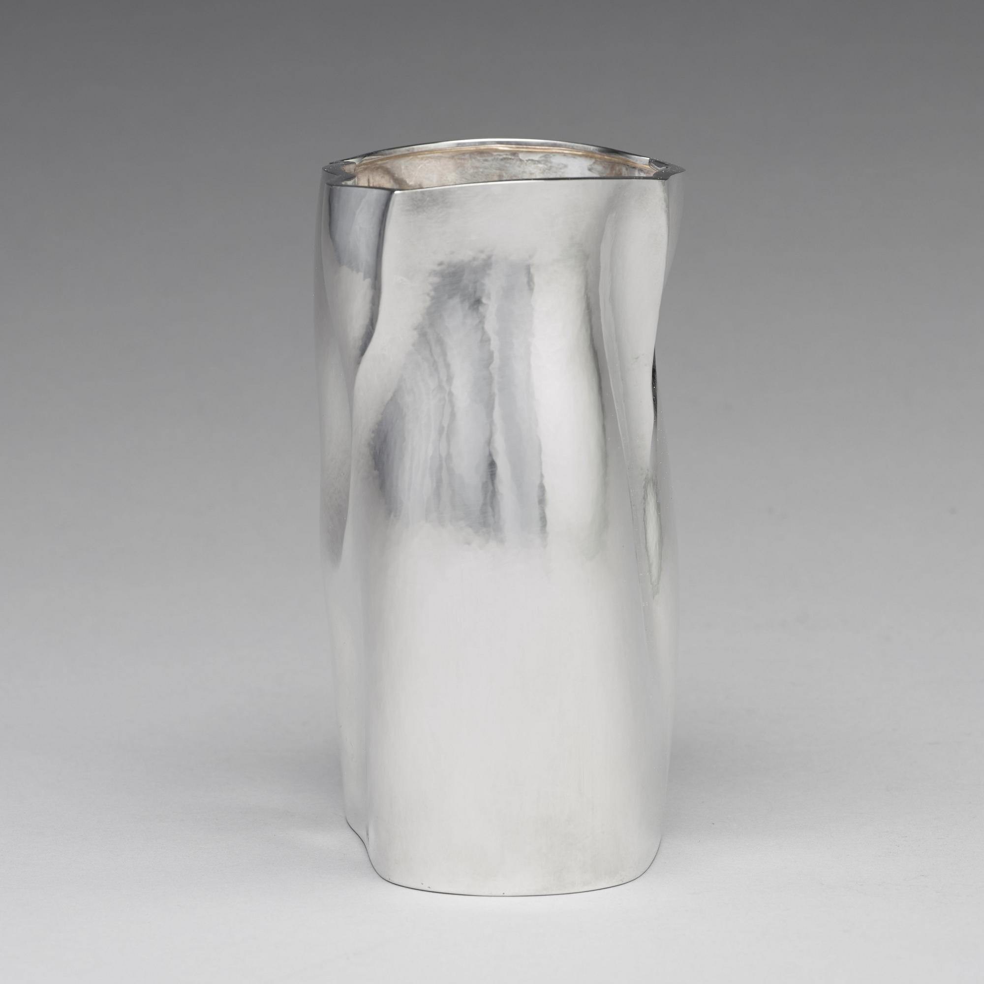 Olle Ohlsson, a sterling silver vase, Stockholm 1982.