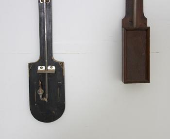 BAROMETRAR, 2 st, jugend, 1900-talets första hälft.