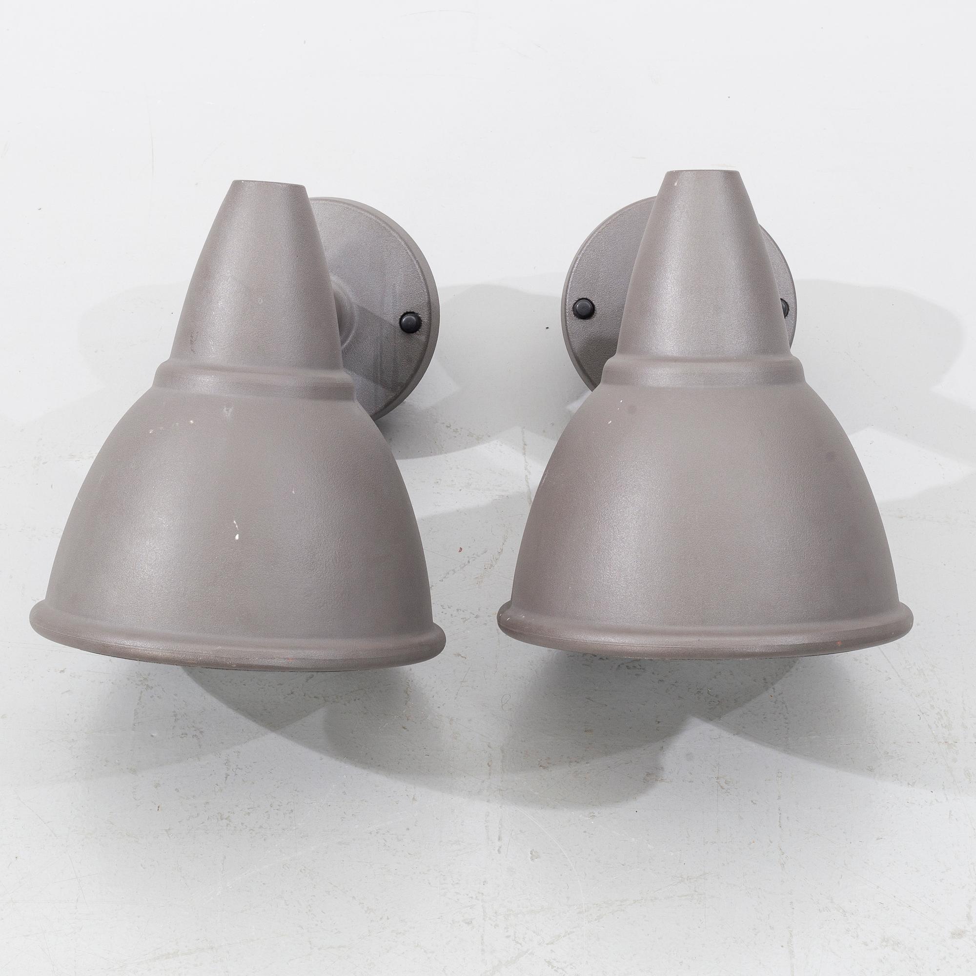 Vägglampor / utomhuslampor, ett par, 'Atrium', Hallvard Jakobsen för Noral, 2000-tal.