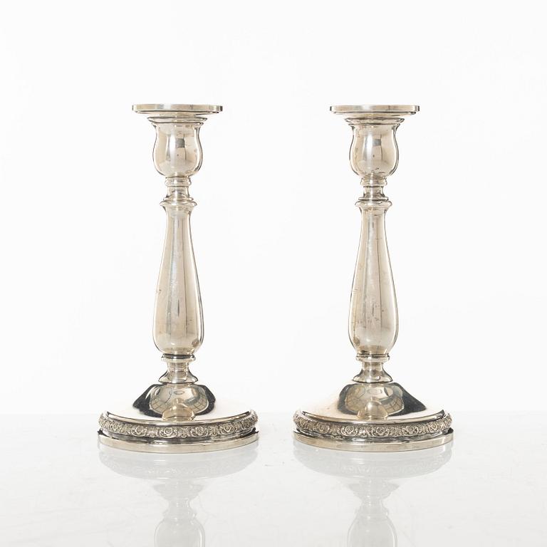 A pair of silver candelsticks, 'Prelude', International Sterling, USA, 1947.