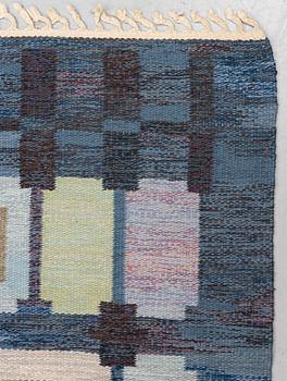 Judith Johansson, matta "Spise Hall", rölakan, 275 x 224 cm. Signerad JJ.