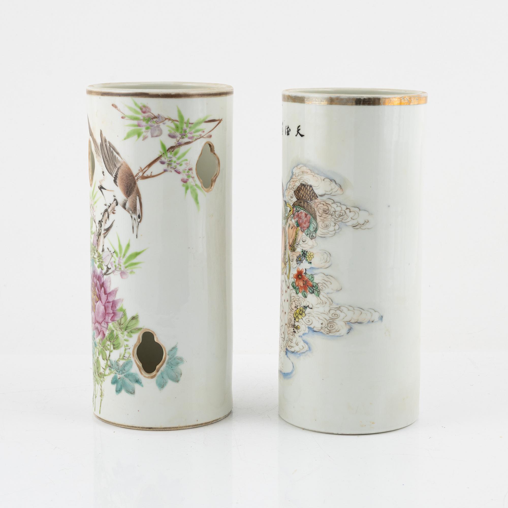 A porcelain brush pot and a porcelain hat stand, China, 20th century.