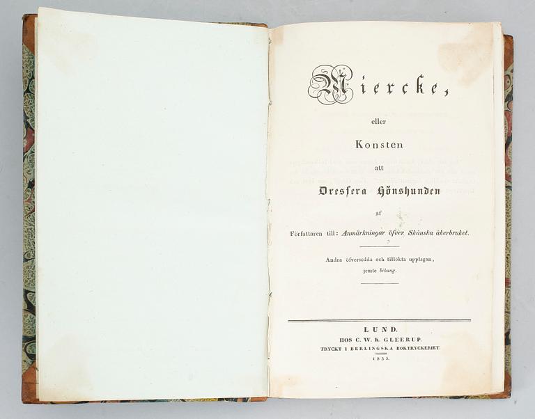 JOHAN RABBÉN, "Miercke eller konsten att dresera hönshunden", Lund 1835.