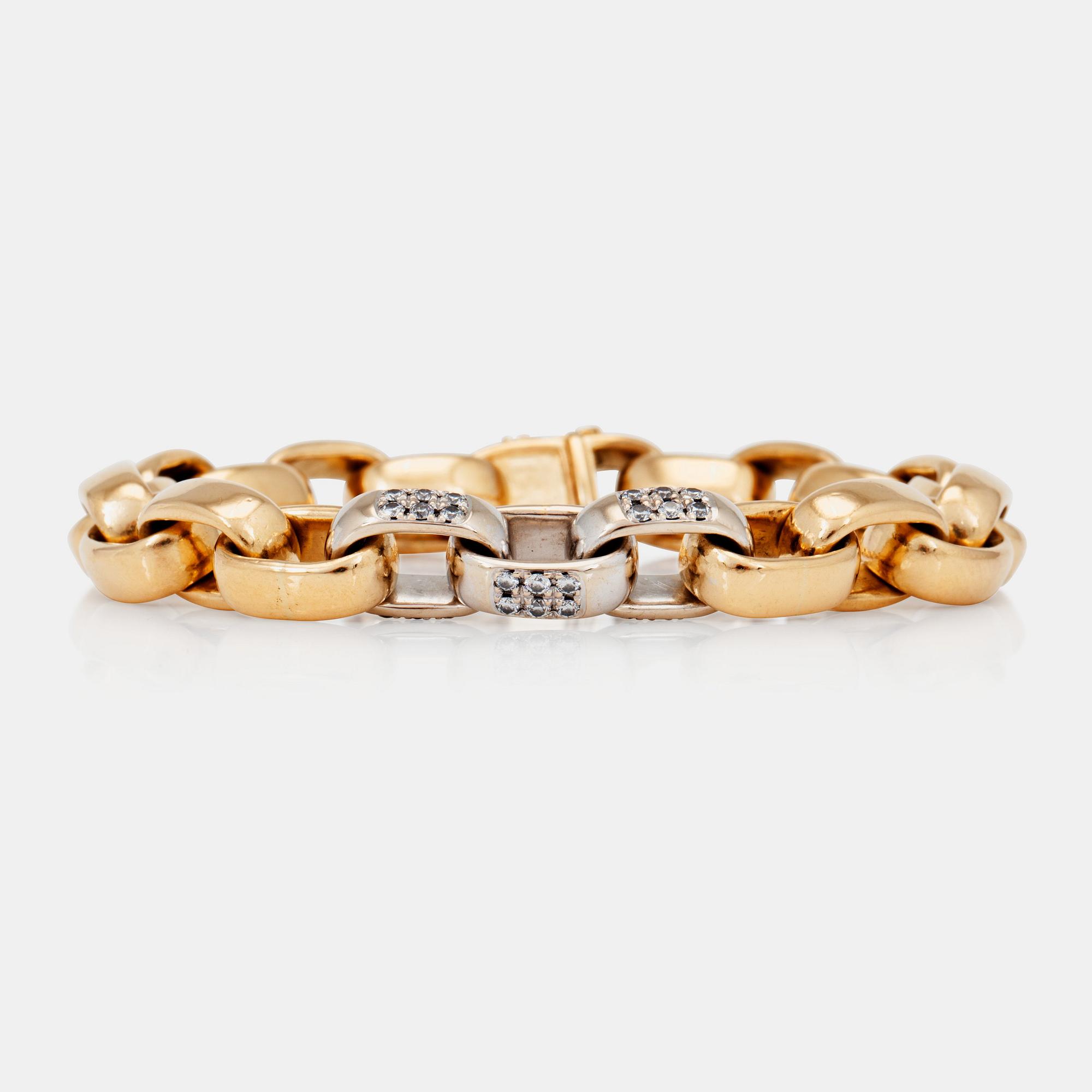 A brilliant-cut diamond bracelet.