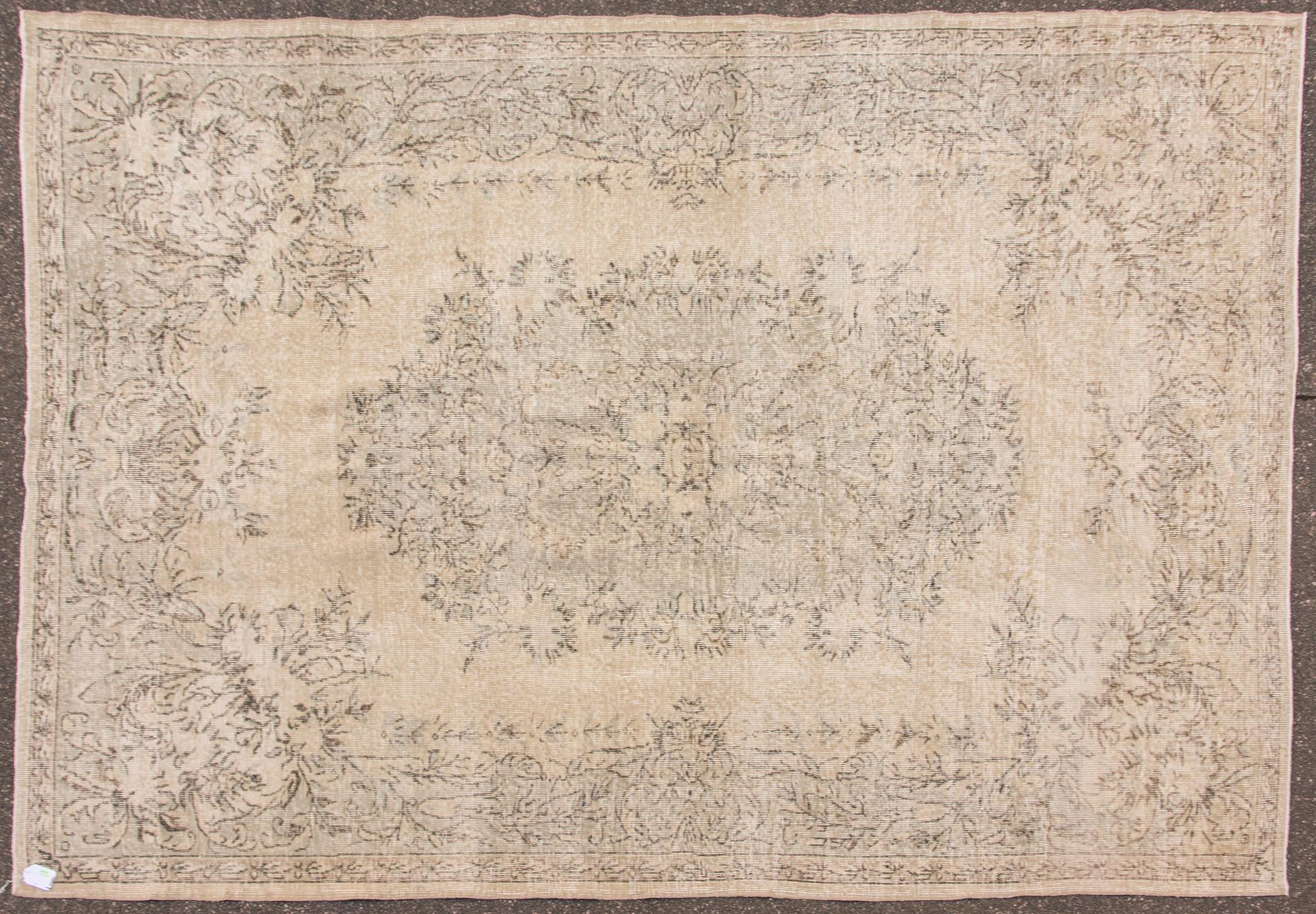 MATTA sk "Vintage-carpet ". Ca 304x220 cm.