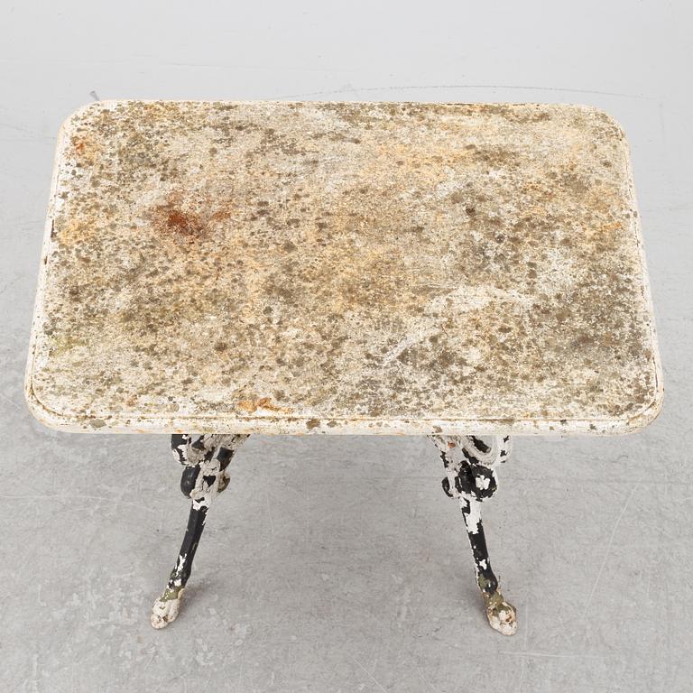 Trädgårdsbord, 1900-talets första hälft.