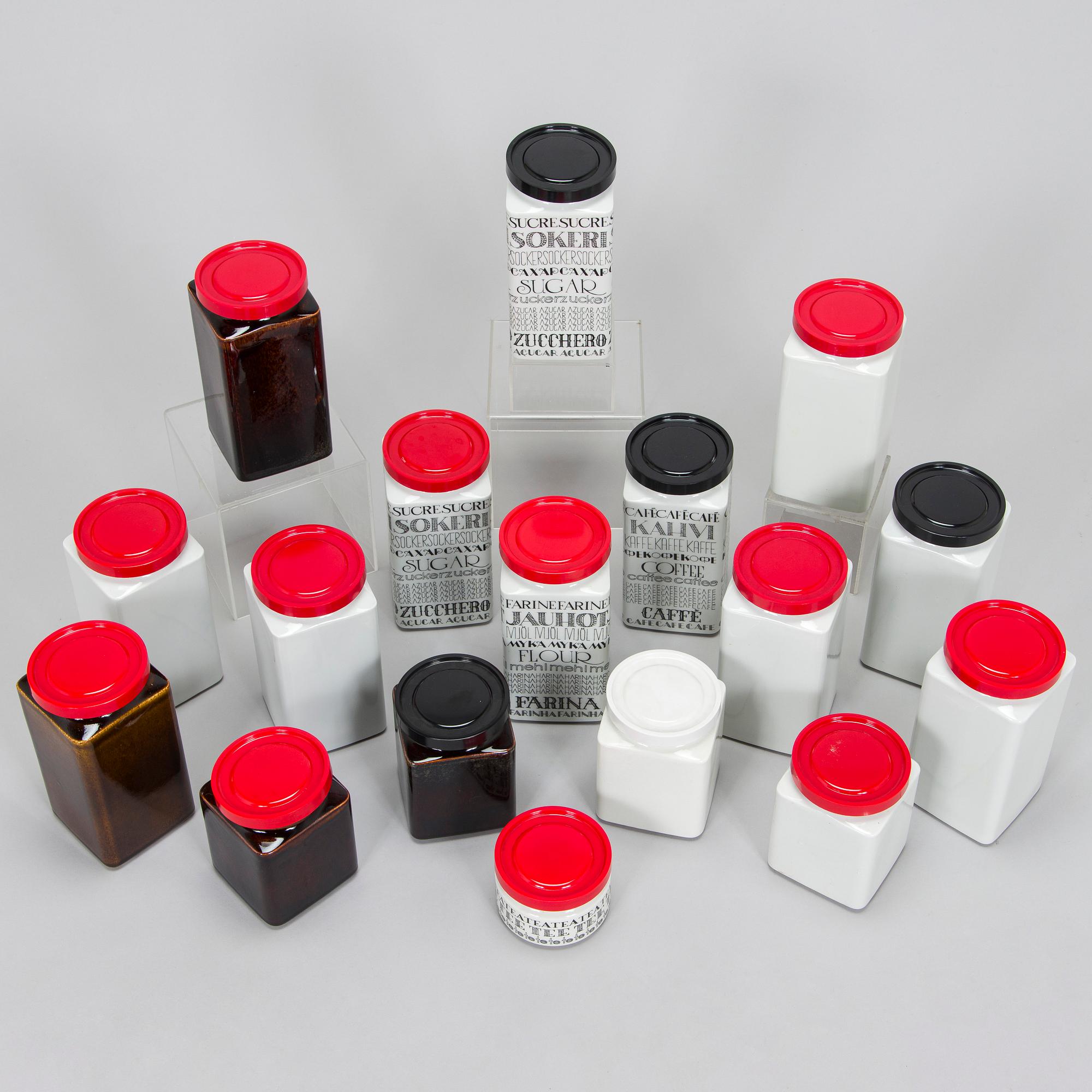 Esteri Tomula, purkkeja 17 kpl, "FF", keramiikkaa, Arabia 1960-luku.