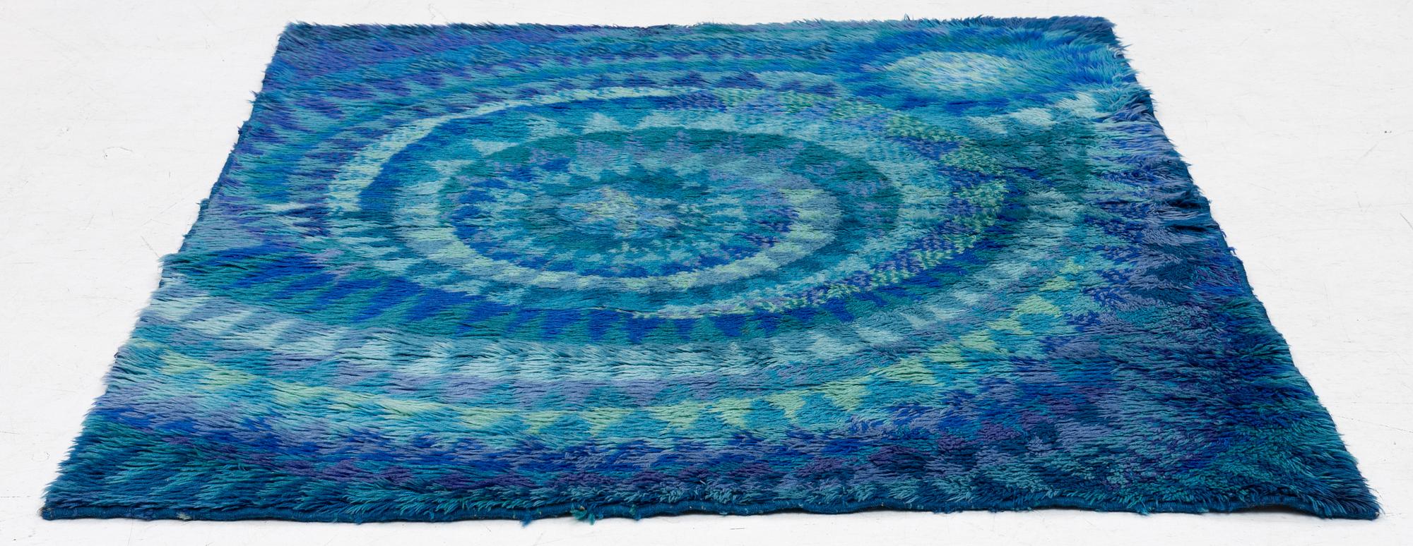 Marjatta Metsovaara, ryarug, "Simpukka", approx. 167 x 134 cm.