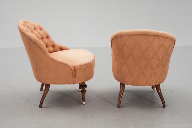 EMMAFÅTÖLJER, 2 st, sent 1800-tal.