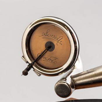 A circa 1900 grammophone.