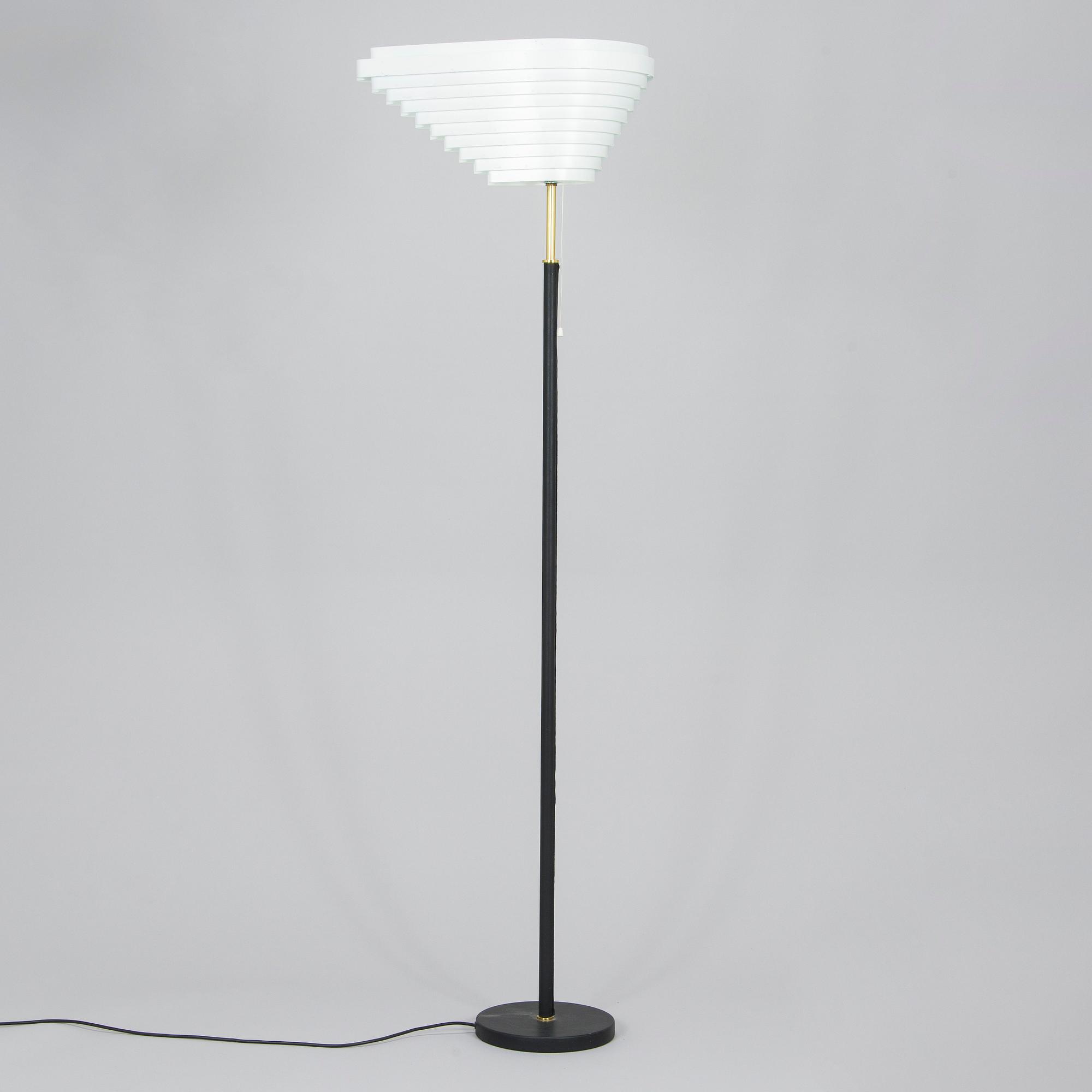 Alvar Aalto, A 2000s 'Angel Wing' floor lamp, model A 805, Artek.