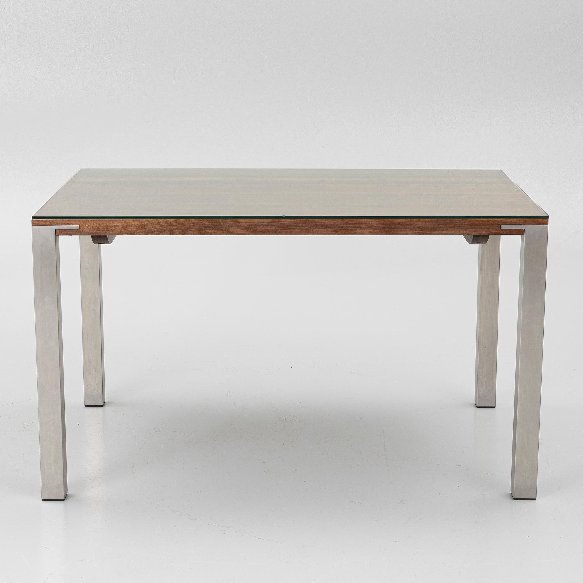 Nissen & Gehl, a five piece dining suite, Naver Collection, Gramrode Möbelfabrik, Denmark.