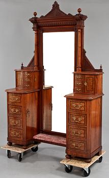 HALLMÖBEL, nyrenässans, 1800-talets andra hälft.