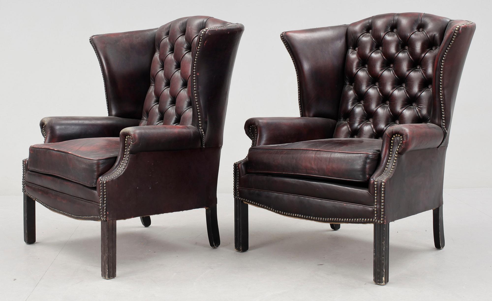 FÅTÖLJER, ett par, skinn, 1900-talets sista kvartal.