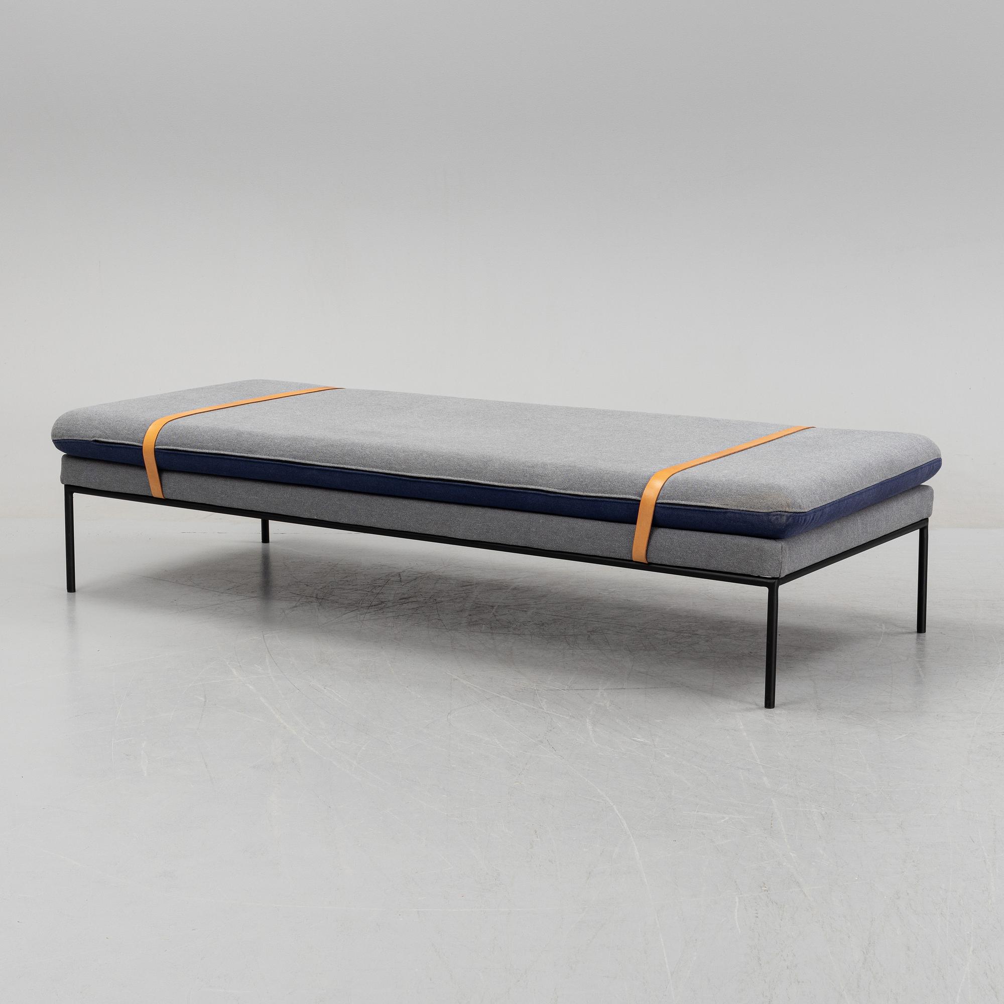 Ferm Living, dagbädd, "Turn".