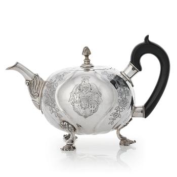 A Baltic Rococo parcel-gilt silver tea-pot, mark of Johann Diedrich Rehwald, Riga 1764-1768.