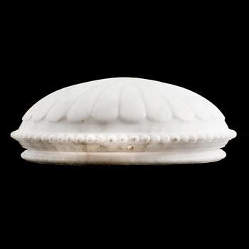 KUPA, alabaster, 1800-talets andra hälft.