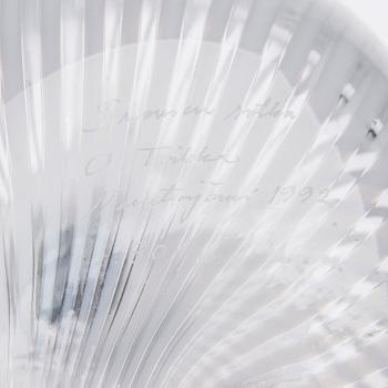 OIVA TOIKKA, FÅGEL, Suomen Sotka. Signerad  O.Toikka, Nuutajärvi 1992, 80/1992.