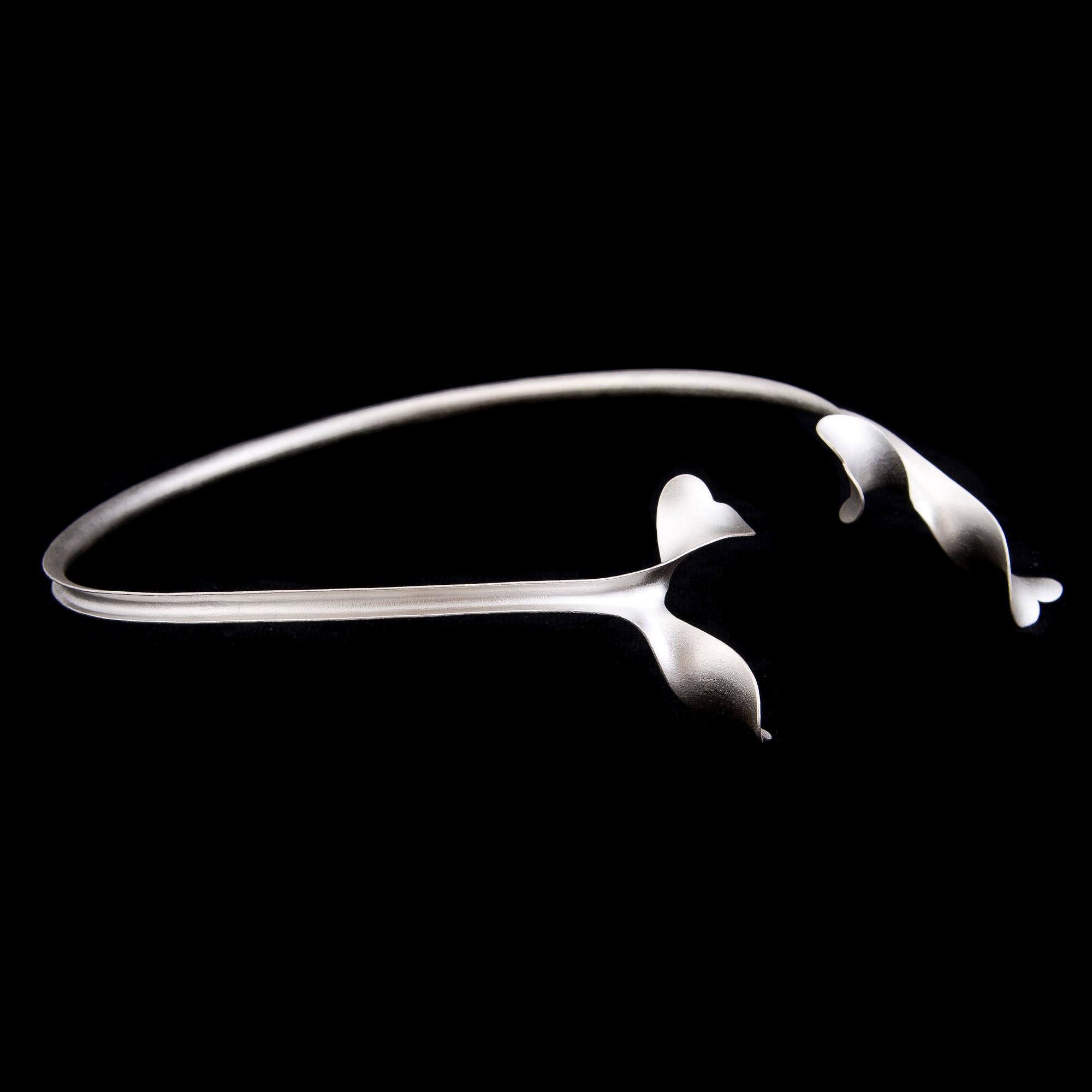 A CHAO-HSIEN KUO NECKLACE, "Heart Leaf simple collar", silver, 2018.