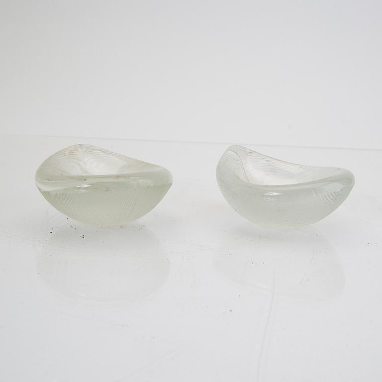 Tapio Wirkkala, a set of two signed "Lehti" glass bowls from iittala.