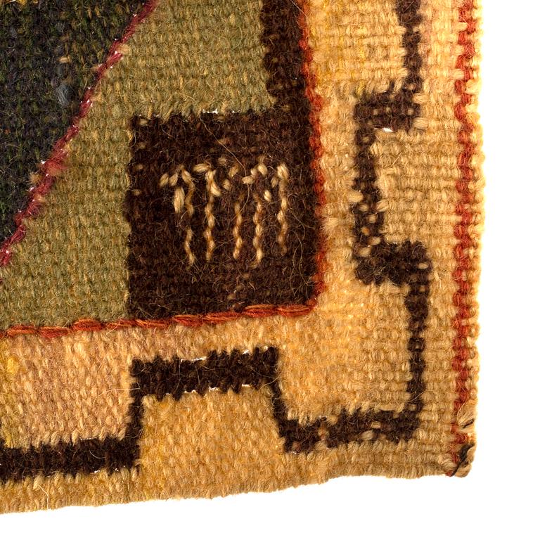 VÄVNAD detalj ur vävnaden ”Juniblommor” gobelängteknik 34 x 32 cm. Signerad MMF (Märta Måås-Fjetterström).