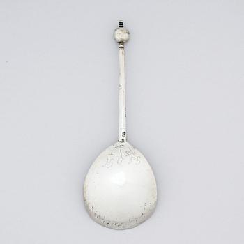 A probably Norwegian 18th century silver spoon, unidentified makers mark KH.