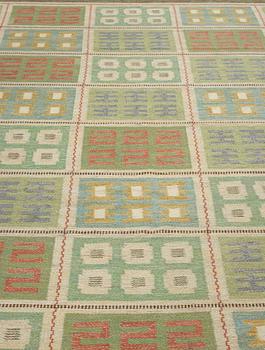 CARPET. Flat weave. 294 x 250 cm. Signed SH.