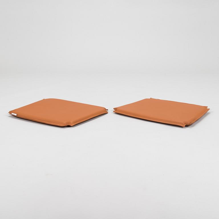 Carl Hansen & Sønin, Six seat cushions for CH24 /Wishbone- chair.