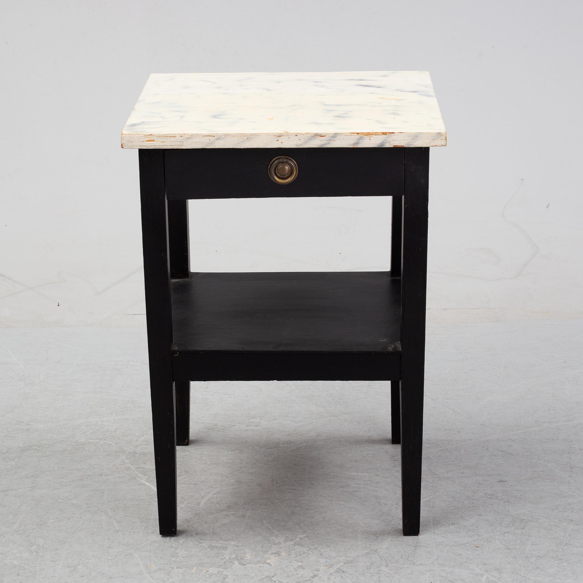 A painted sidetable, mid 20th Century.