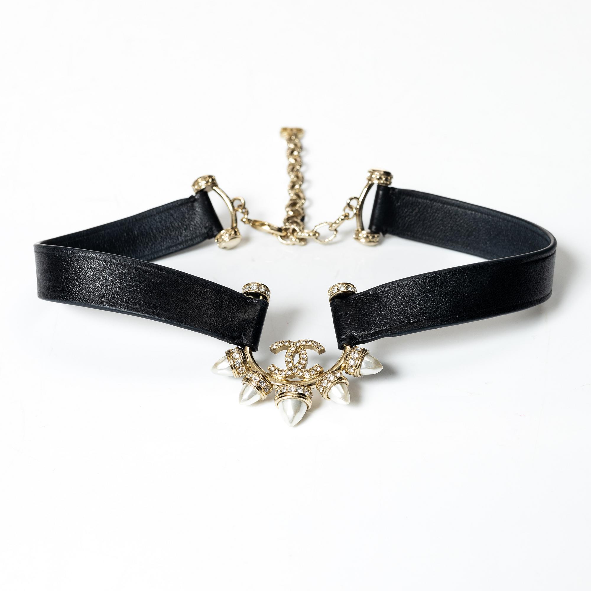 Chanel, necklace, choker, 2022.