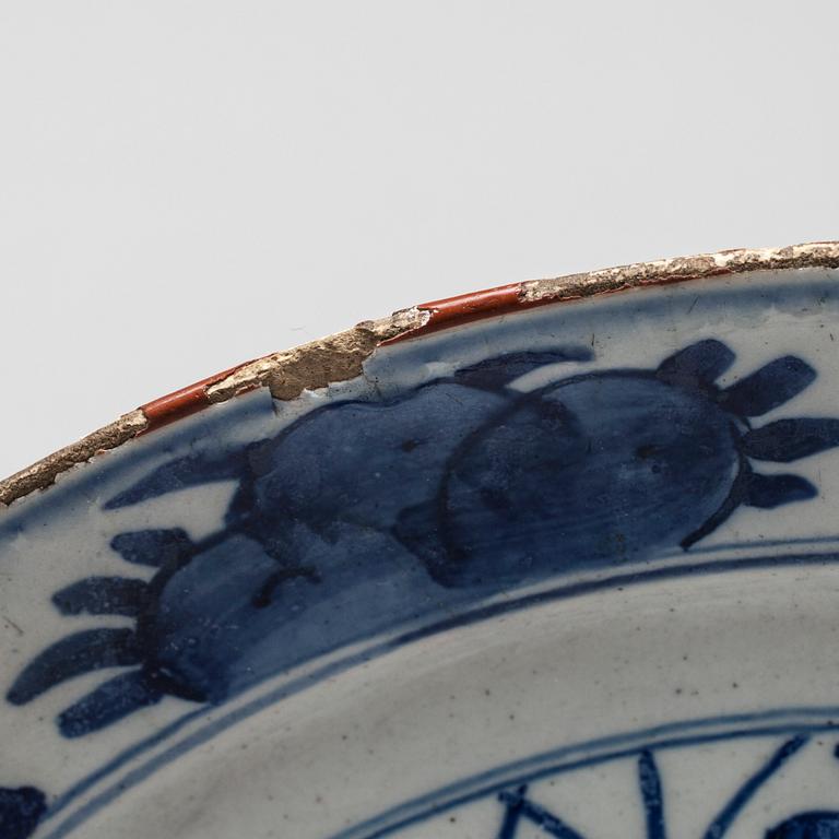 FAT, 2 st, porslin, Delft Holland ca 1700.