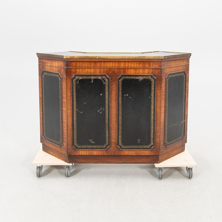 Bardisk sent 1900-tal troligen England.