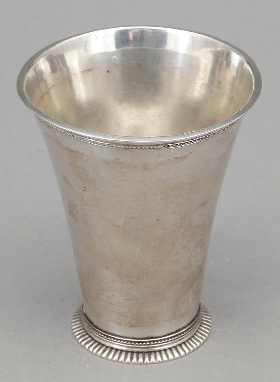 BÄGARE, silver, Hans Petter Vogt, Kristianstad, 1793. Vikt ca 193 gram.