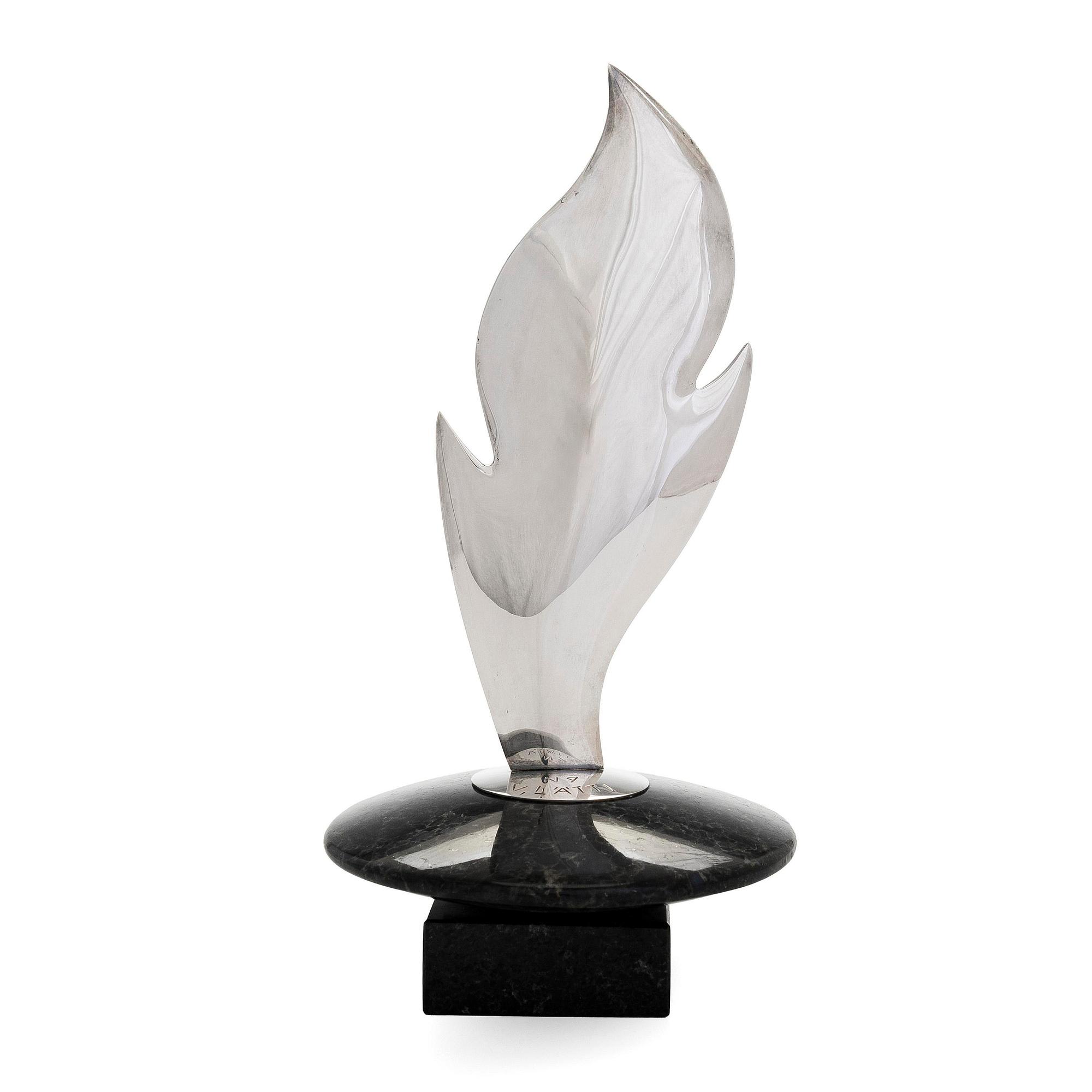 Väinö Lätti, 'Palava pensas' (Burning Bush).