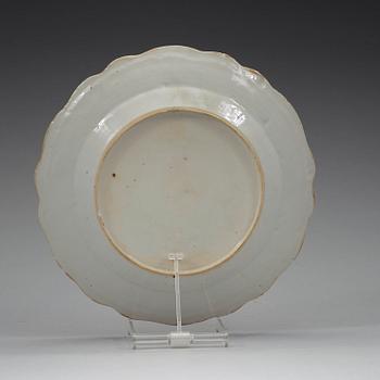 A five piece set of Swedish armorial porcelain, Qing dynasty, Qianlong (1736-95).