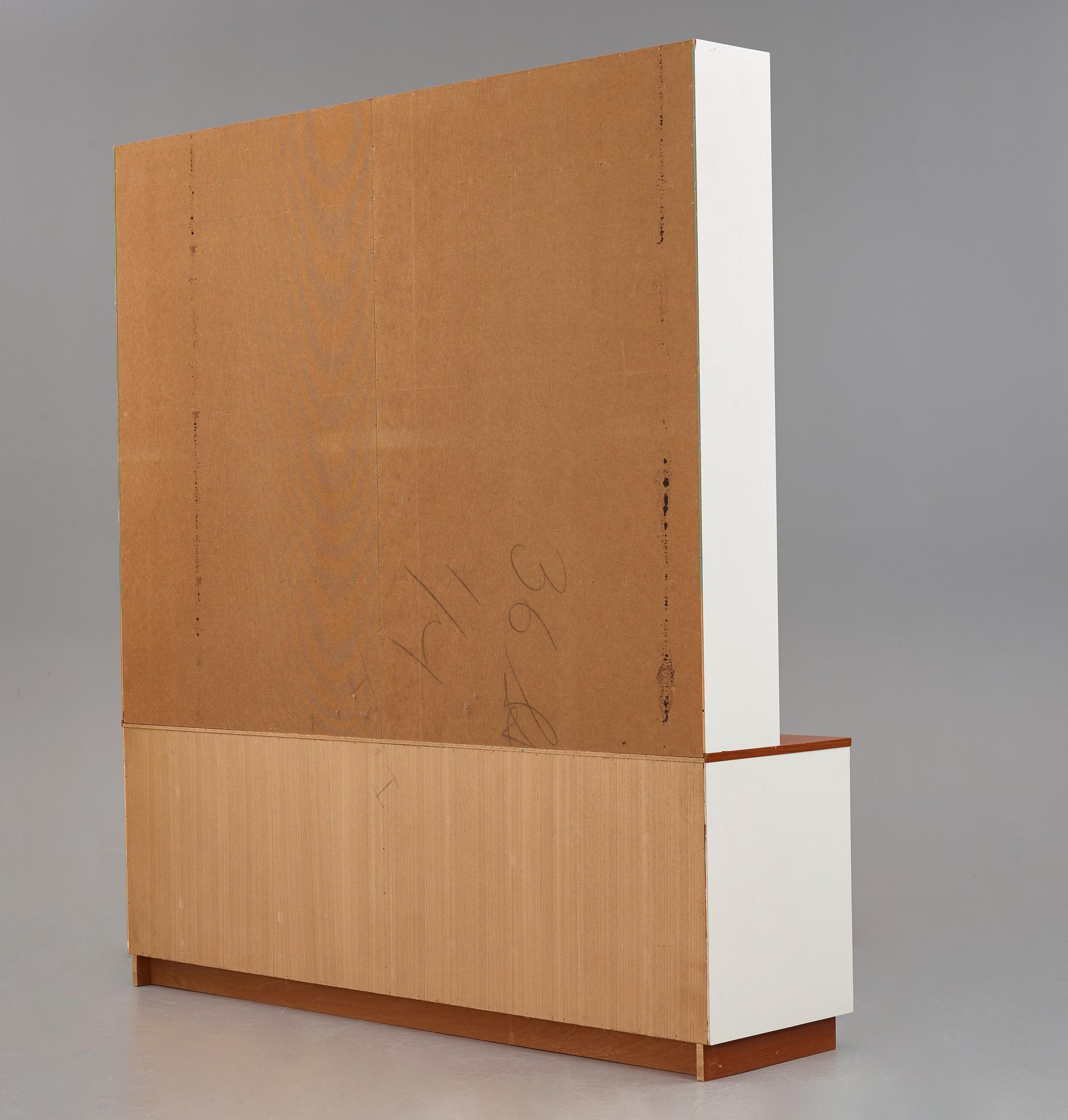 Josef Frank, bokhylla, specialversion av modell 2255, Firma Svenskt Tenn, 1960-1970-tal.