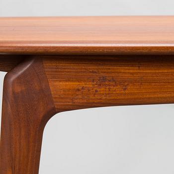 Arne Hovmand-Olsen, 1950's dining table and four chairs for Mogens Kold, A/S Kerteminde, Denmark.