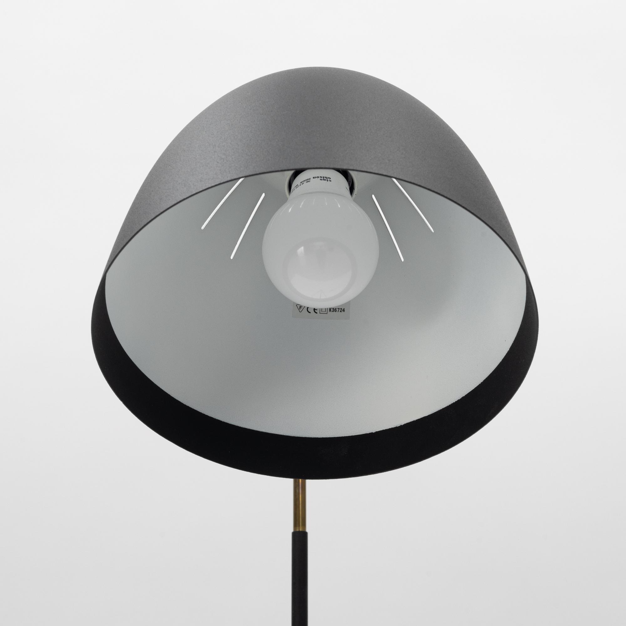 A 'Lean' floor light from Örsjö.