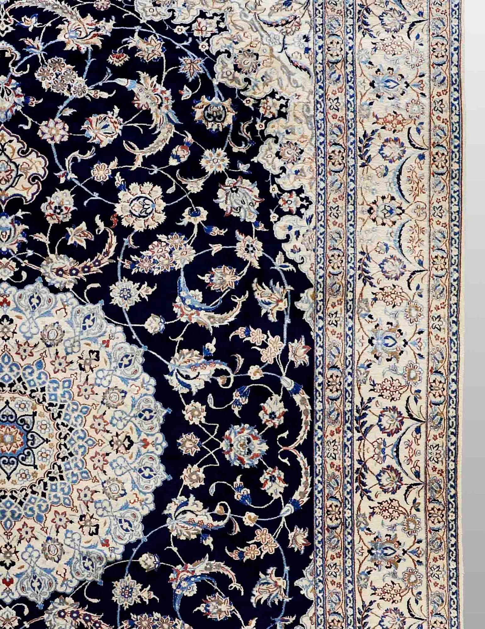 MATTA, Nain, part silk , s.k 9 LAA ,  430 x 300 cm.